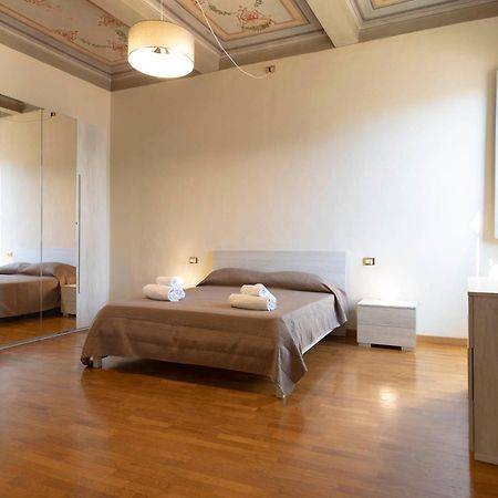 פירנצה Santo Spirito Exclusive Apartment מראה חיצוני תמונה