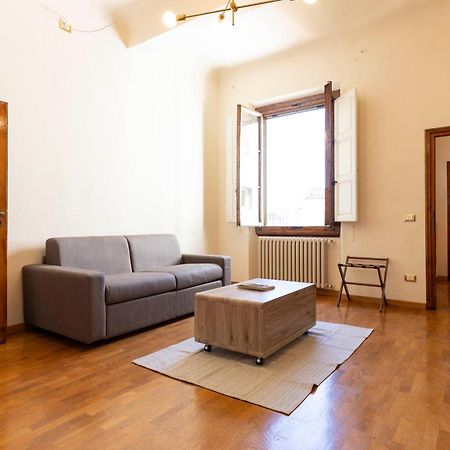 פירנצה Santo Spirito Exclusive Apartment מראה חיצוני תמונה